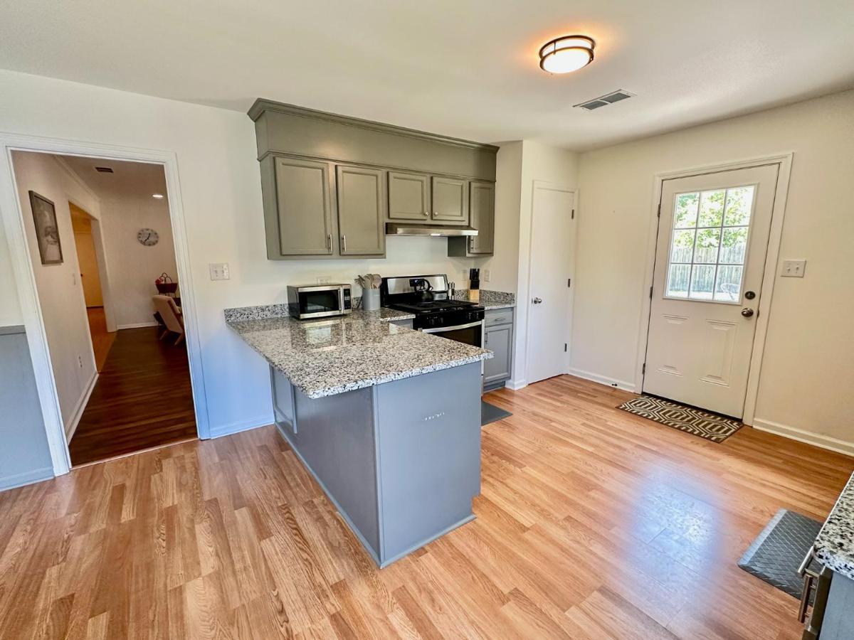 Cozy Oasis 15Min To Dt & Tybee, Home Away From Home - The Nest Savannah Exterior photo